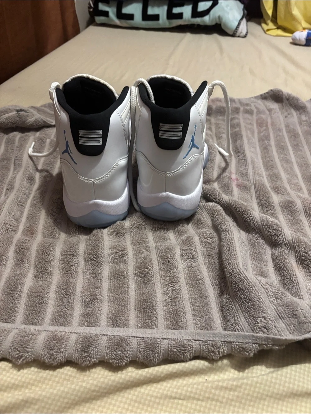 Jordan 11s